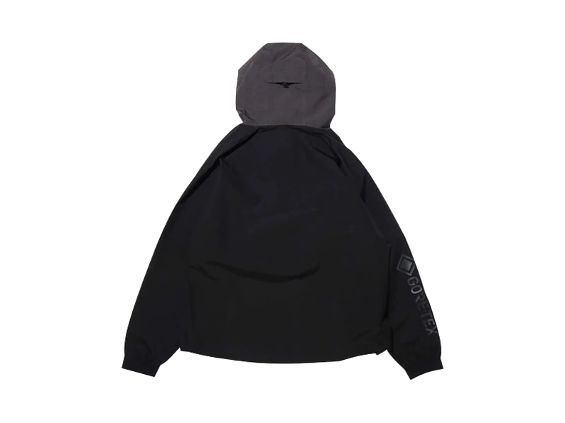 Nike ACG Jackets Black Hooded Moderate