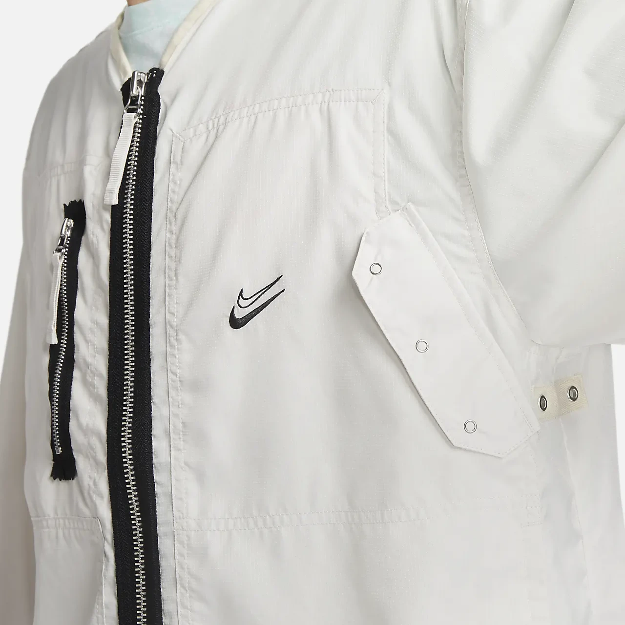 Nike Jackets White Crew Neck Moderate