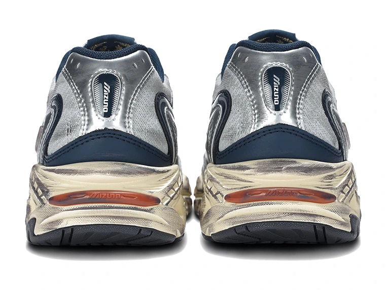 Mizuno Adventure Grey White