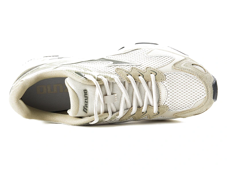 Mizuno Racer S "Cream Beige"