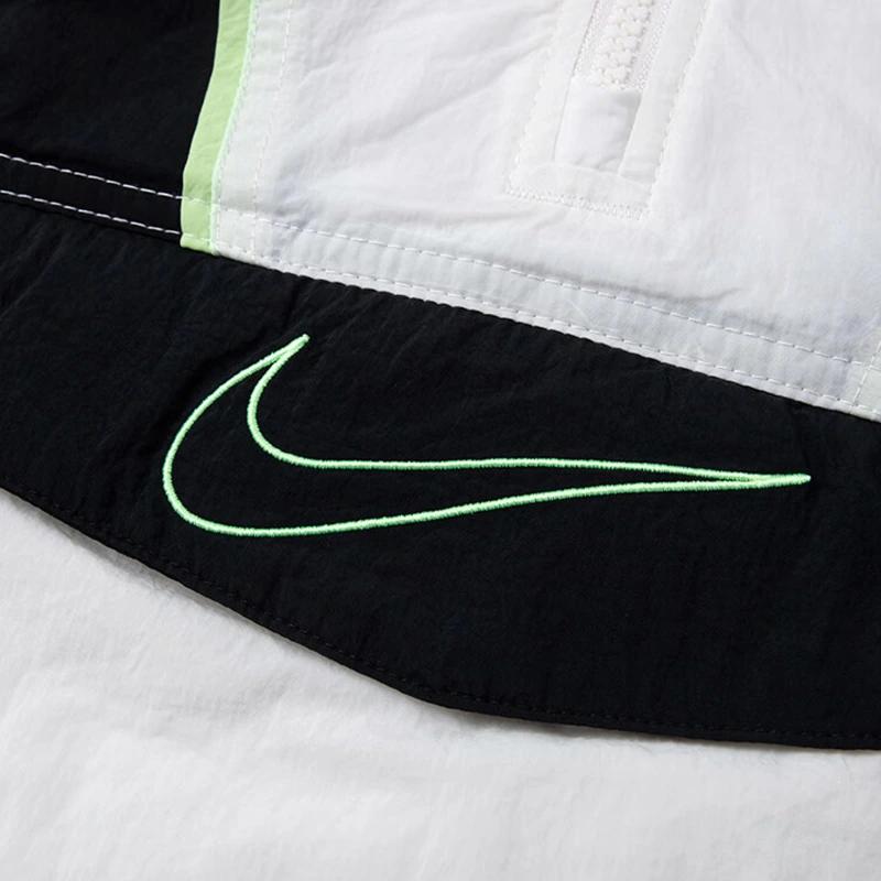 Nike Jackets White Hooded Moderate Other