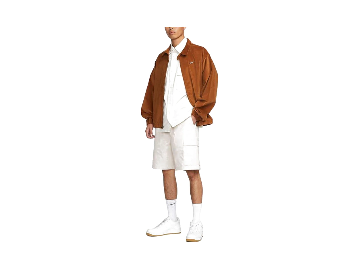 Nike Woven Jackets White Lapel Moderate