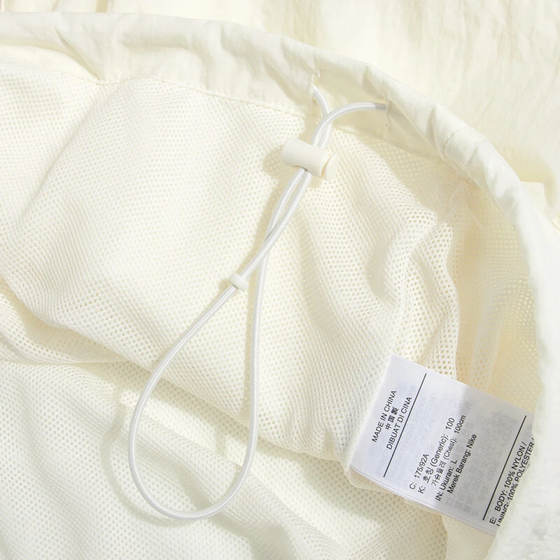 Nike Jackets White Hooded Moderate Other